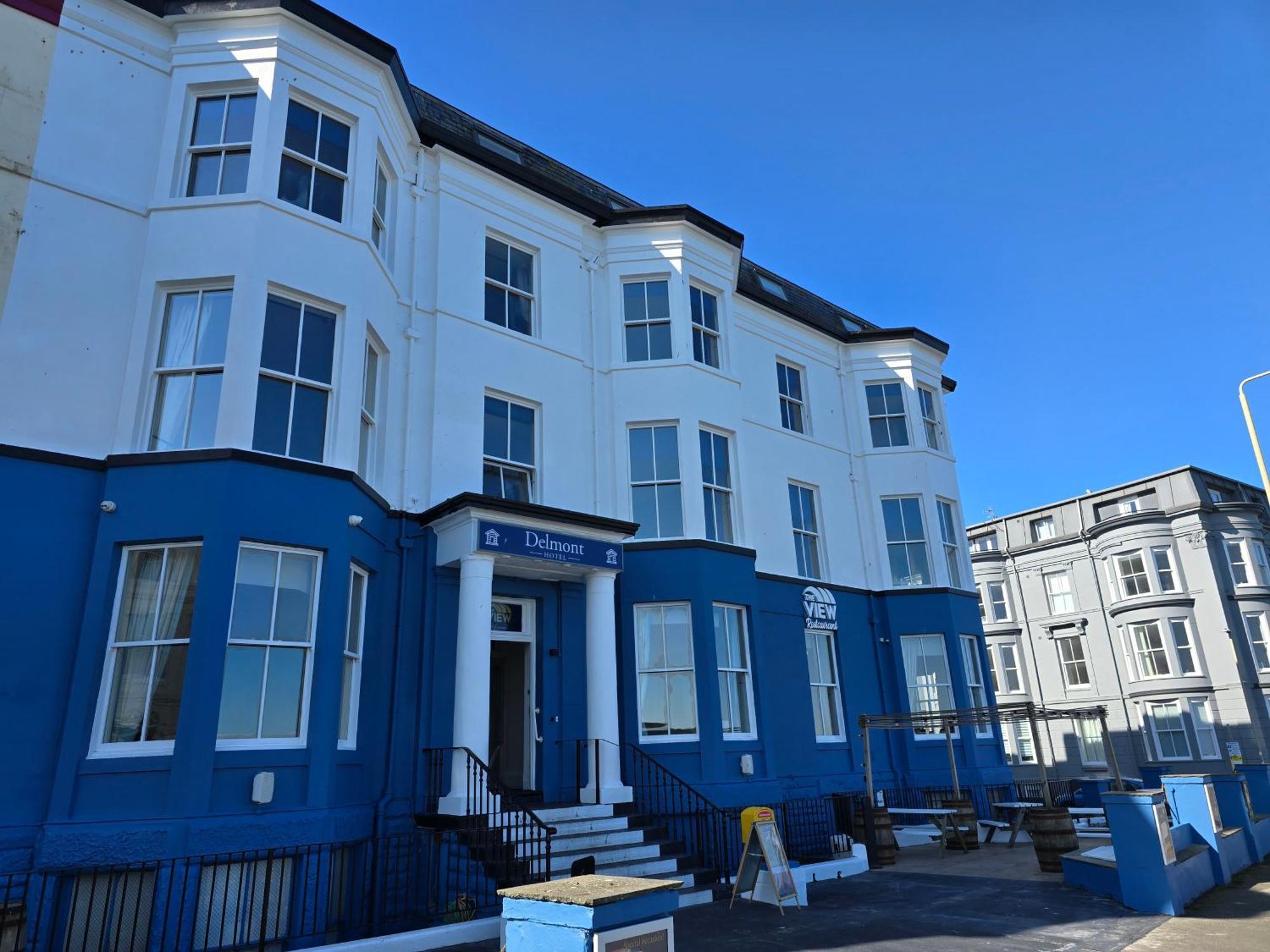 Delmont Hotel Scarborough Exterior foto